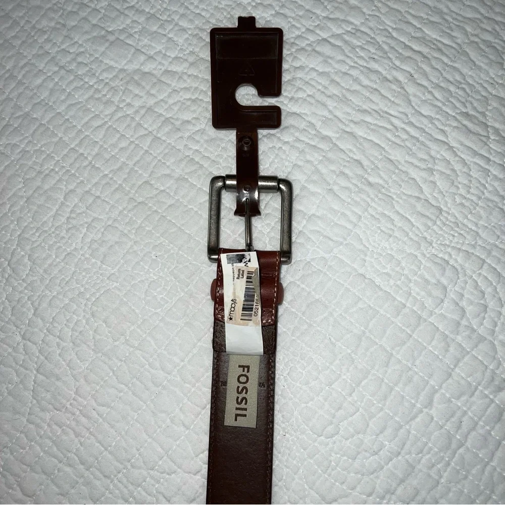 FOSSIL Woodrow Dark Brown Genuine Leather Belt Mens NWT Sz 40 - Picture 11 of 11